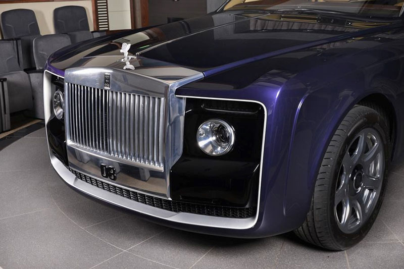 Rolls-Royce Sweptail 12,8 triệu USD xuất hiện tại đại lý